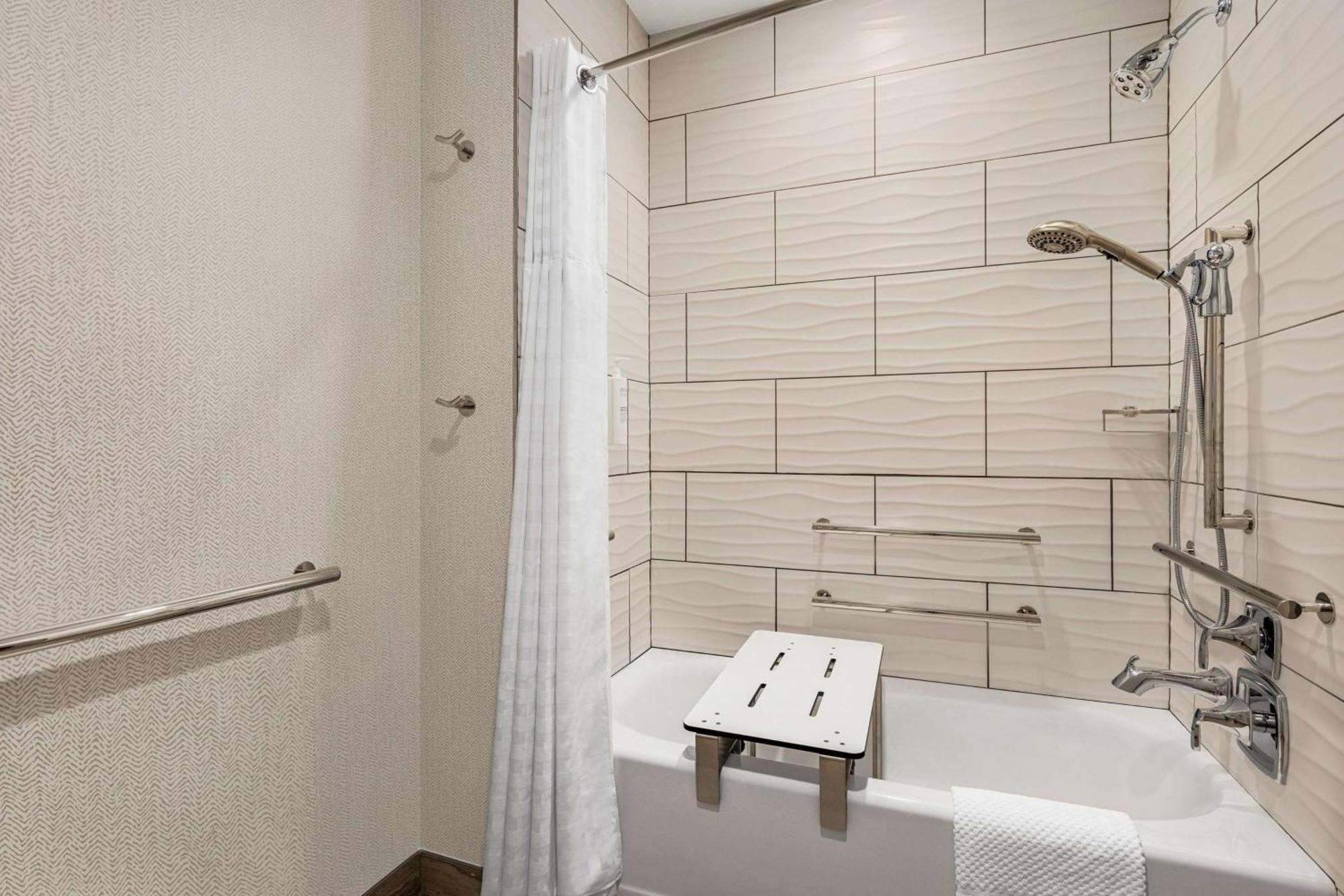 Embassy Suites By Hilton Раунд Рок Екстериор снимка